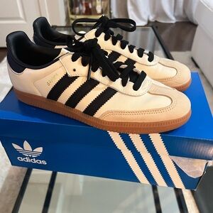 Adidas sambas